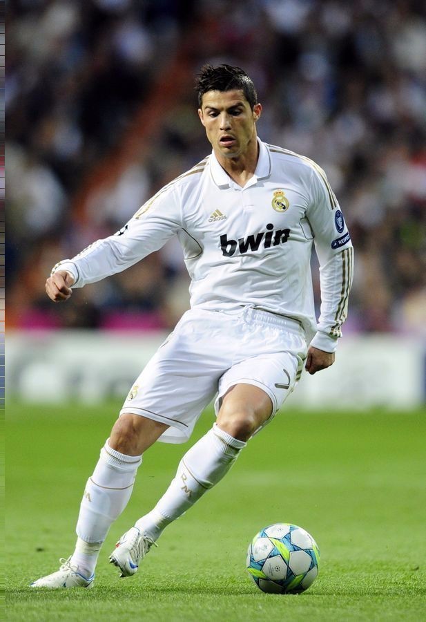 穆里尼奥：祝贺葡萄牙U17夺冠，本菲卡和青训也值得祝贺（穆里尼奥祝贺葡萄牙U17夺冠，同时向本菲卡与青训体系致意）