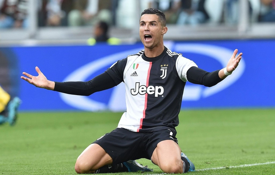 我懂用户晒视频：兰克尔趁队友客场比赛，去俱乐部偷队友的鞋（我懂用户曝视频：兰克尔趁队友客场作战，潜入俱乐部顺走队友球鞋）