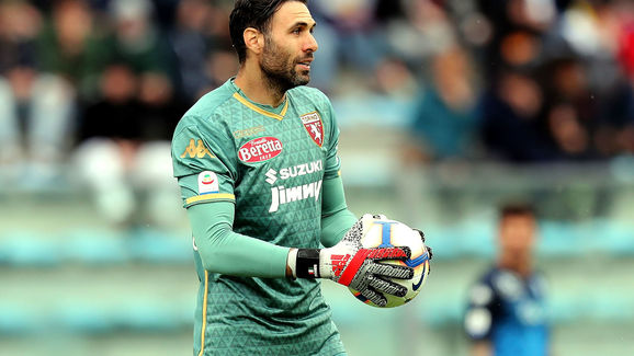 近15年谷歌每年搜索量最高球员：C罗10次断崖领先，梅西仅1次（过去15年谷歌年度搜索最高球员：C罗10度领跑，梅西仅一次登顶）