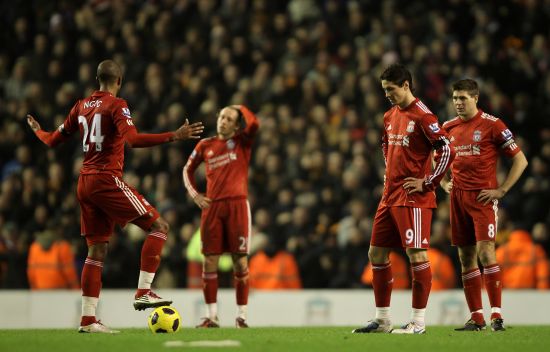 欧文连续突破得分，全队士气高涨（欧文连番强突砍分，球队士气飙升）