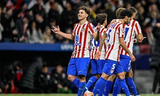 剑南春丨多特3-3斯图加特，昂达夫补时绝平+戴帽，埃姆雷-詹点射（剑南春丨多特3-3平斯图加特：昂达夫戴帽补时扳平，埃姆雷-詹点射破门）